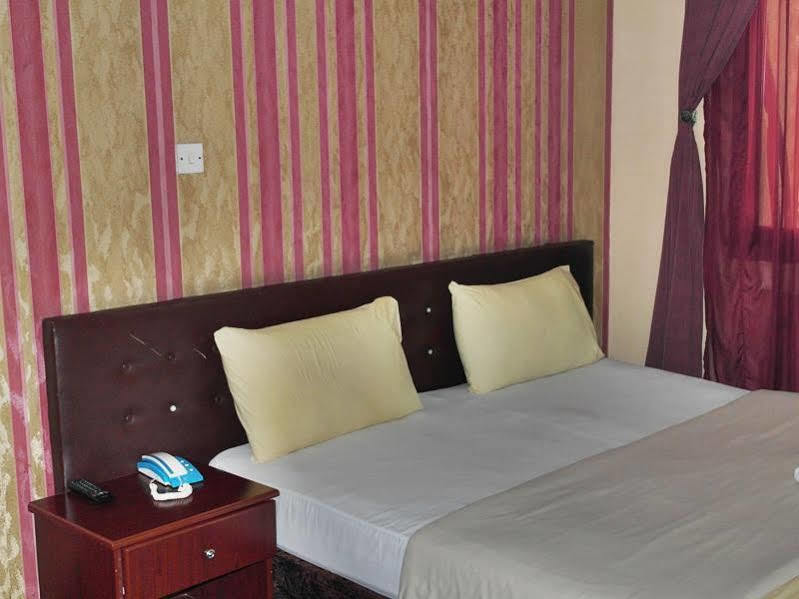 Golden Star Hotel 두바이 외부 사진